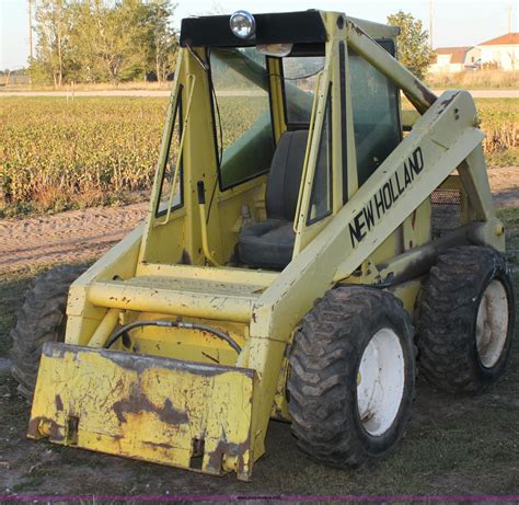 New Holland L35 